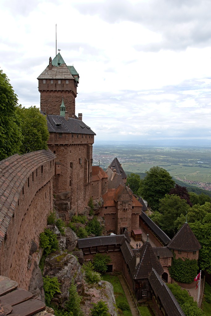 chateau koenigsbourg koenigsburg kasteel burcht hdr orschwiller elzas vogezen france frankrijk fort